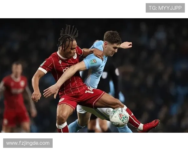 西布罗姆维奇俱乐部:英格兰足球历史中的传奇与复兴之路 西布罗姆维奇俱乐部:英格兰足球历史中的传奇与复兴之路