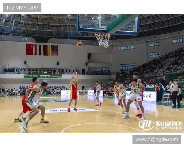 中国男篮迎战日本队,激烈对决备受期待,世界杯备战进入关键期 中国男篮迎战日本队,激烈对决备受期待,世界杯备战进入关键期