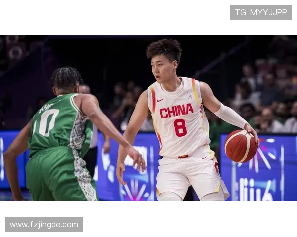 中国男篮逆袭战胜菲律宾晋级亚洲杯四强 关键时刻展现强大实力 中国男篮逆袭战胜菲律宾晋级亚洲杯四强 关键时刻展现强大实力