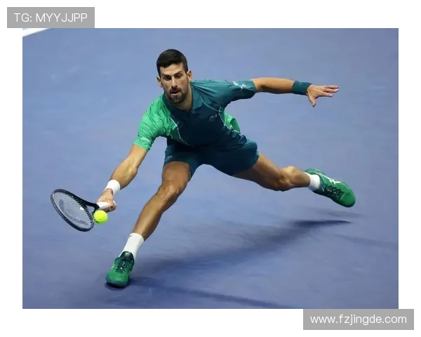 德约科维奇再创纪录横扫强敌挺进总决赛展现传奇网球王者风采 德约科维奇再创纪录横扫强敌挺进总决赛展现传奇网球王者风采