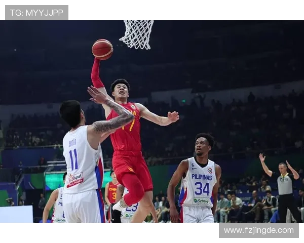 中国男篮逆转战胜菲律宾队,迎来篮球世界杯预选赛首场胜利 中国男篮逆转战胜菲律宾队,迎来篮球世界杯预选赛首场胜利