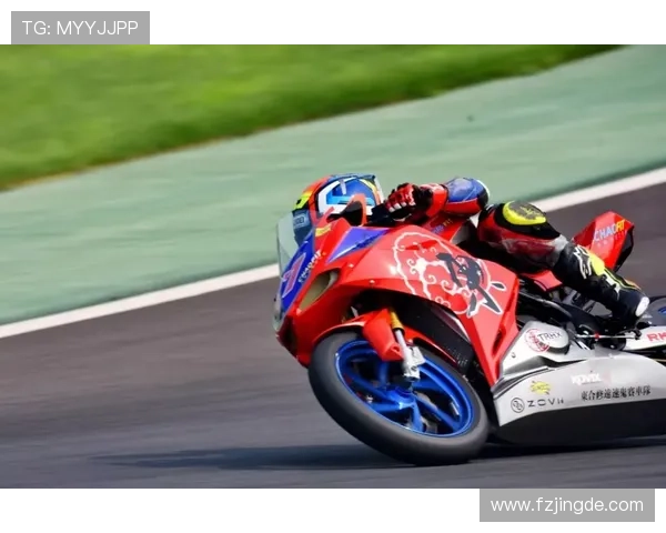 摩托GP赛季激烈角逐 新星崭露头角 经典赛事回顾与技术革新解析 摩托GP赛季激烈角逐 新星崭露头角 经典赛事回顾与技术革新解析