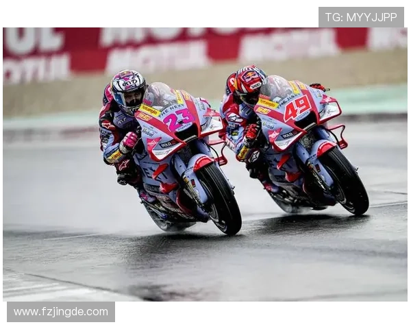 激战赛道:新赛季MotoGP群雄鏖战揭幕引爆全球车迷热情盛况 激战赛道:新赛季MotoGP群雄鏖战揭幕引爆全球车迷热情盛况